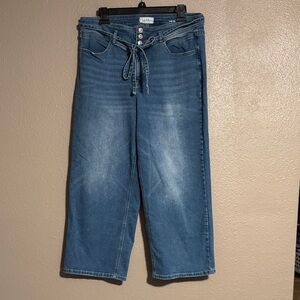 Nicole Miller High Rise SOHO wide leg crop